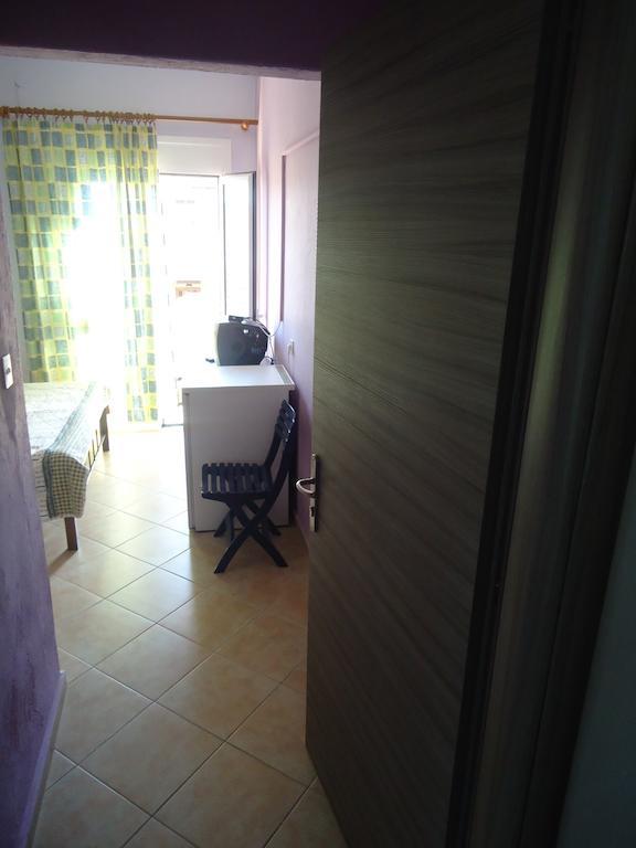 Gianna Rooms Leptokarya  Rum bild